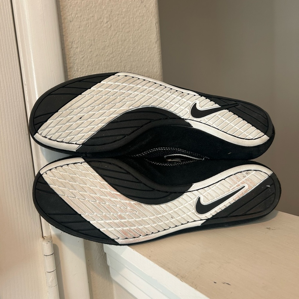 Nike Speed Sweep Wrestling Shoes Black 366683-001 High Top Lace Mens Size 9.5 - Picture 8 of 9